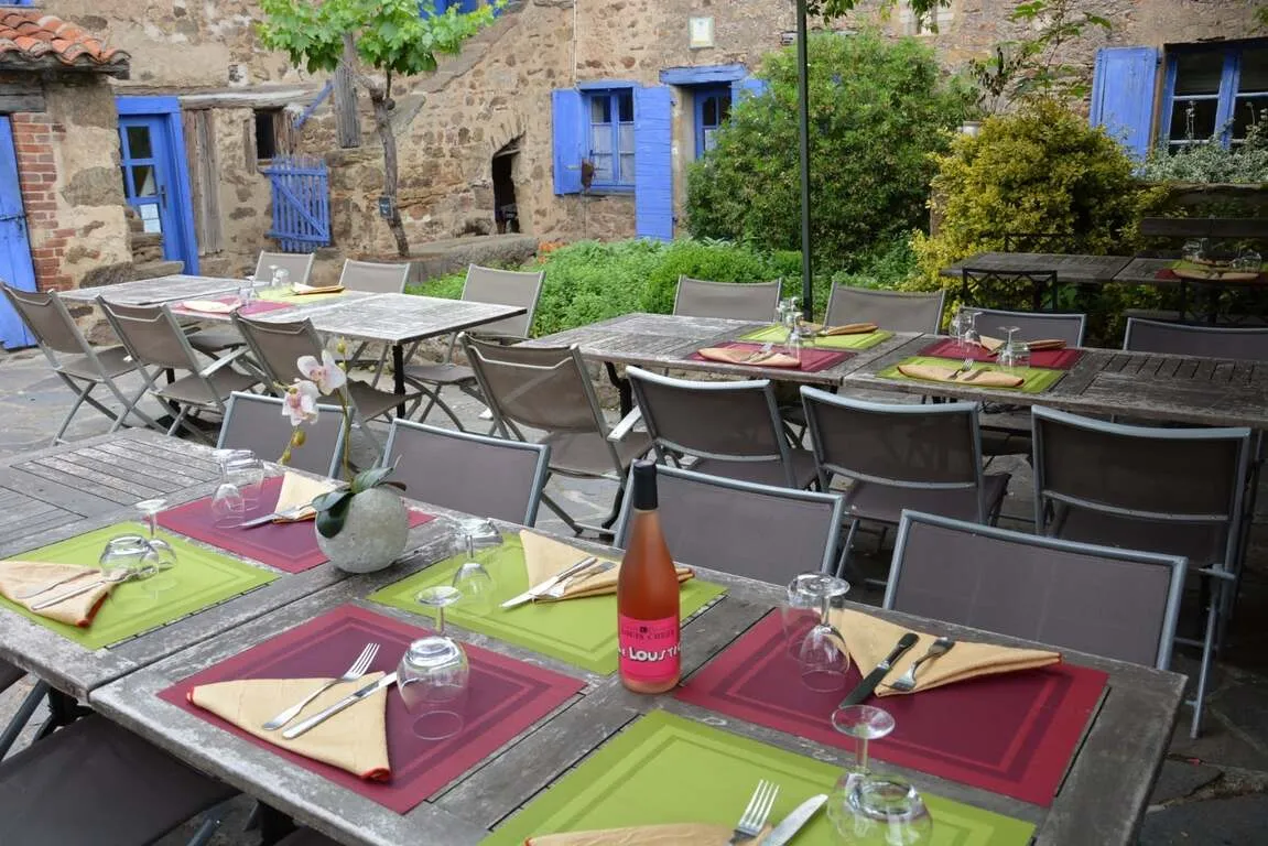 © Auberge Le Plat - La Peña / Le Plateau d'Yzeron