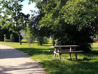 Aire de pique-nique du parc du clos Fournereau