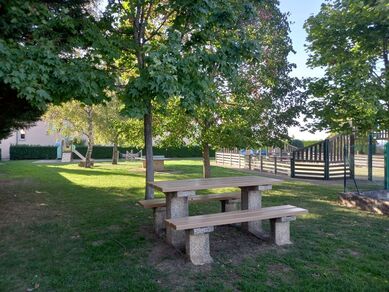 Aire de pique nique du village