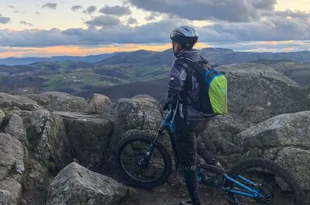 Randonnée à trottinette électrique tout-terrain