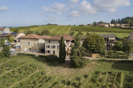 Aire de stationnement pour camping-cars du Domaine de Roche Cattin