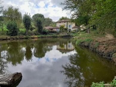 Les Chambres des eaux