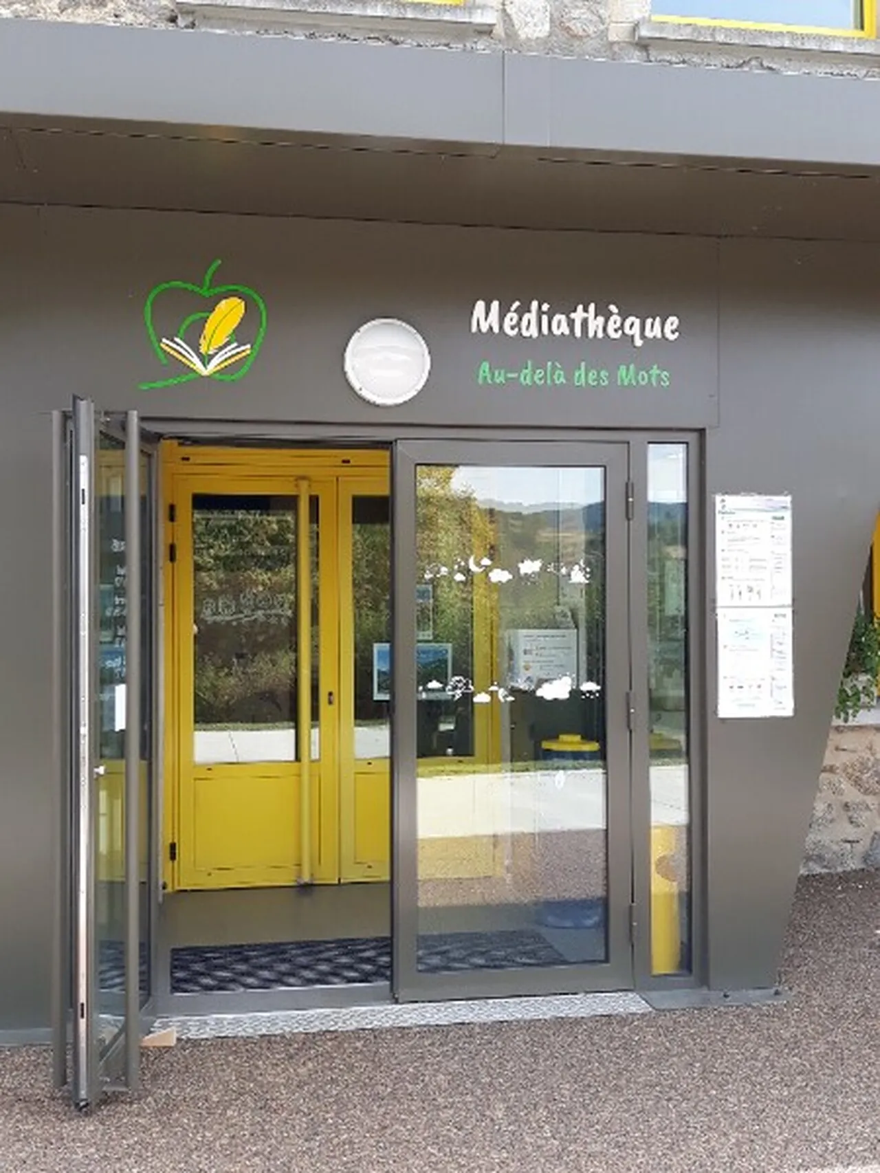 © Médiathèque Au-delà des mots_Rontalon