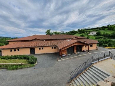 Salle polyvalente de Saint-Julien-Sur-Bibost