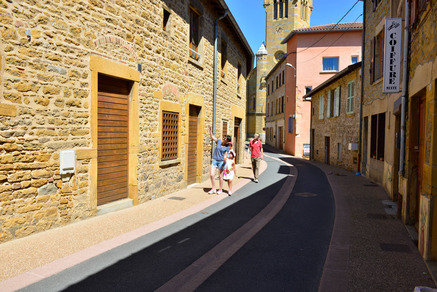 Balade ludique : Bienvenue dans le village de Bully