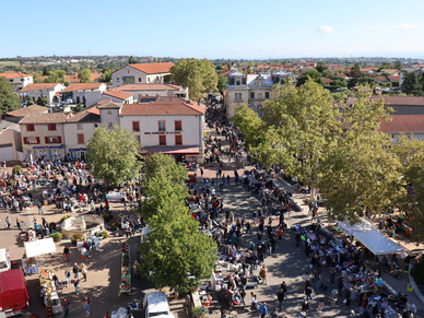 Vide-greniers des 3 places